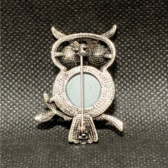 Vintage Rhinestones Brooch Rare Whimsical Owl Pin Brooch Women’s Costume Jewelry - Picture 4 of 4